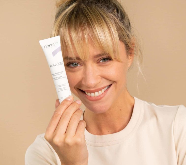 Noreva_Produit_AlphaKM_Emulsiondejour_Carroussel2_1512x1340