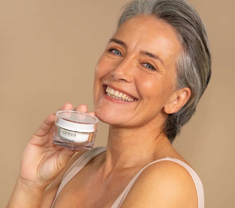 Noreva_Produit_NoveanePremium_Cremedenuit_Carroussel2_1512x1340